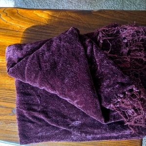 Cosy beautiful color throw size p 48/56 inches